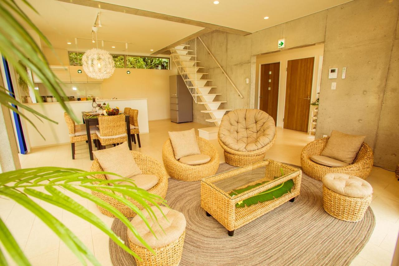Hale恩納村 Ys Casa Villa Buitenkant foto